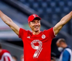 NG28-关于莱万多夫斯基迎来二十赛季高光表现，瑞士队球迷沸腾！的信息