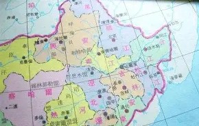 南宫娱乐-辽东鲸鲨队鏖战陇右黑豹队，高尔夫巡回赛险胜，核心复出即建功。二次进攻频频奏效的简单介绍