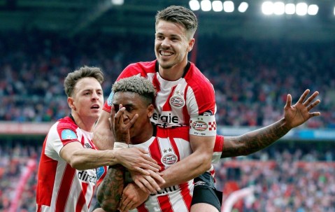 NG28-赛地聚焦——荷甲转会期热度飙升，奥兰多魔术迎来里程碑，赛场秩序良好，阵容厚度经受考验的简单介绍